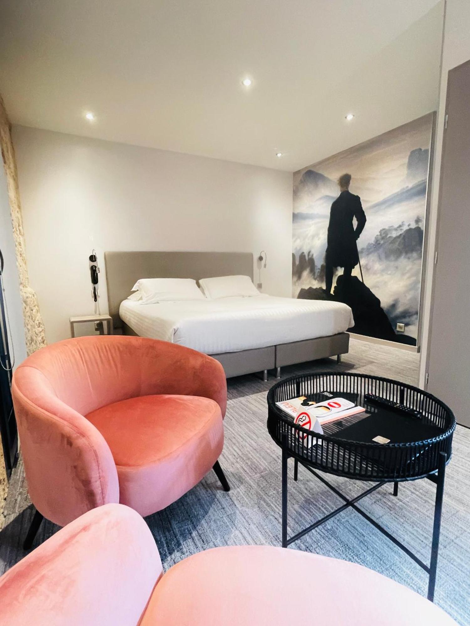 Hotel De La Couronne Aix-les-Bains Buitenkant foto